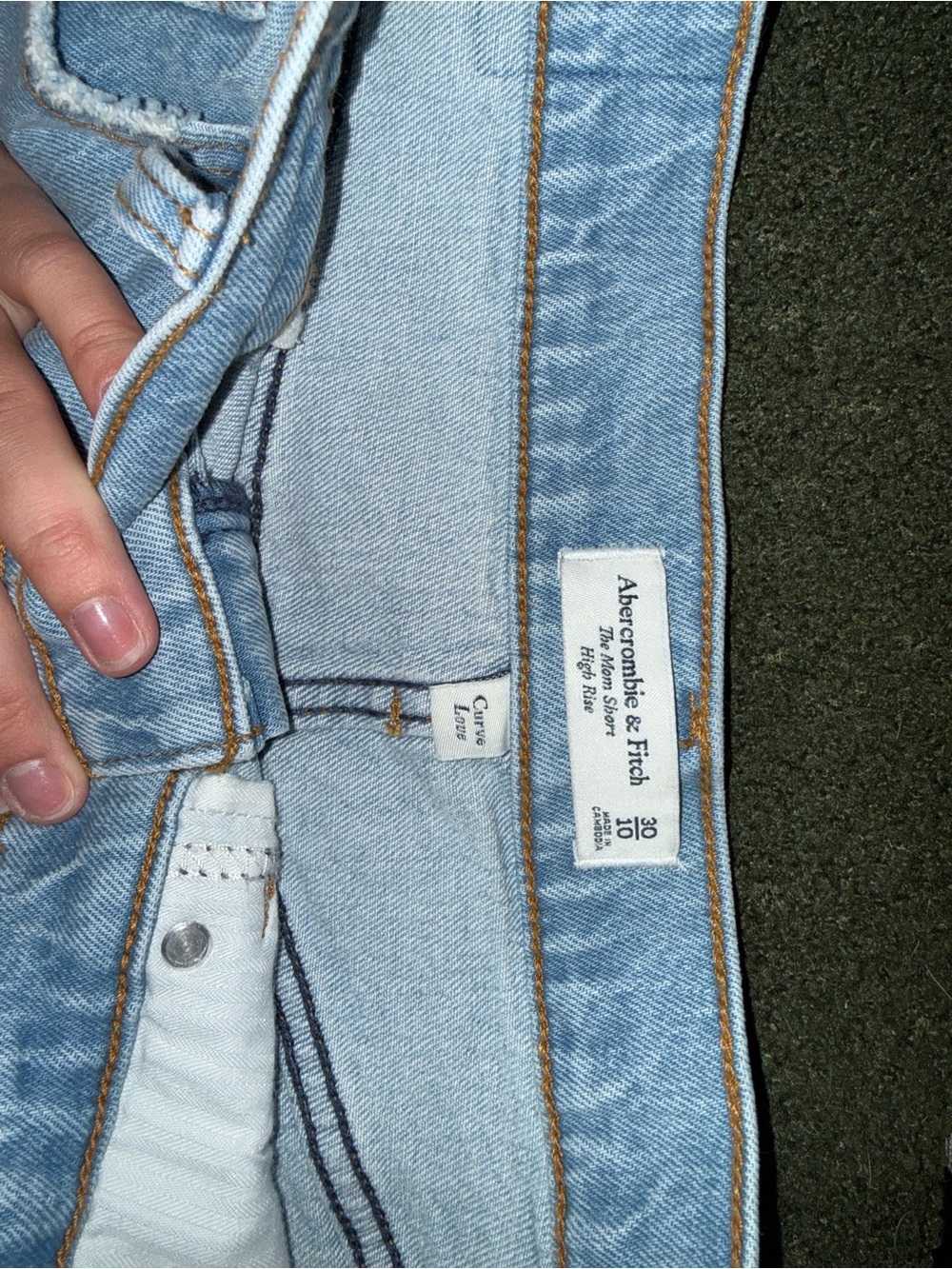 Abercrombie & Fitch Light Wash High-Rise Women’s Jeans